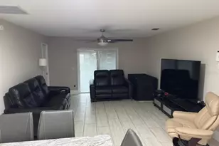 1420 Myrna Ln, Kissimmee, FL 34744 - Photo 4