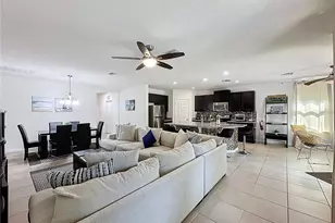 1346 Yorkshire Ct, Davenport, FL 33896 - Photo 10