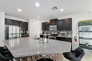1346 Yorkshire Ct, Davenport, FL 33896 - Photo 16