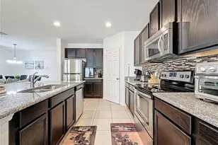 1346 Yorkshire Ct, Davenport, FL 33896 - Photo 18