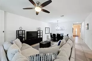 1346 Yorkshire Ct, Davenport, FL 33896 - Photo 8