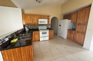 330 Baccarat Ct, Kissimmee, FL 34759 - Photo 4