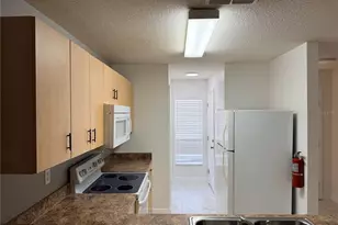 145 Ocean Bluff Dr, Kissimmee, FL 34759 - Photo 4