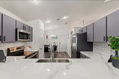 431 Lockbreeze Drive, Davenport, FL 33897 - Photo 6