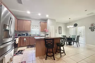 907 Hacienda Cir, Kissimmee, FL 34741 - Photo 4