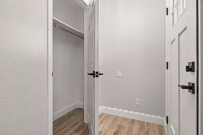 2325 Lake Lizzie Court, Saint Cloud, FL 34771 - Photo 6