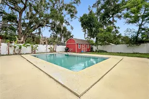 525 Avenue A NE, Winter Haven, FL 33881 - Photo 2