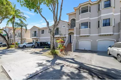 12662 NW 14th Street, Sunrise, FL 33323 - Photo 2