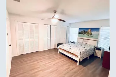 2419 Wells Avenue, Sarasota, FL 34232 - Photo 2