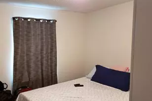 1089 Greenskeep Dr, Kissimmee, FL 34741 - Photo 4