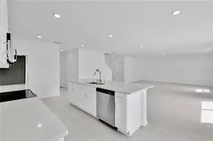 557 Pink Ibis Bnd, Saint Cloud, FL 34772 - Photo 6