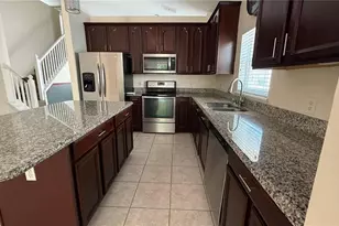 979 Hacienda Cir, Kissimmee, FL 34741 - Photo 10