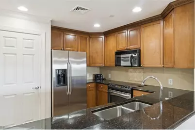 1352 Centre Court Ridge Drive #302, Reunion, FL 34747 - Photo 4