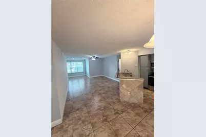 5713 Gatlin Avenue #218, Orlando, FL 32822 - Photo 6