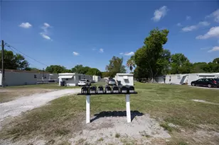 728 N Chestnut Rd, Lakeland, FL 33815 - Photo 22