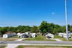 728 N Chestnut Rd, Lakeland, FL 33815 - Photo 24