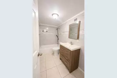 746 NE Michigan Court #1, Saint Cloud, FL 34769 - Photo 4