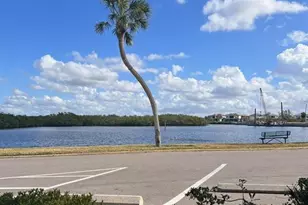 611 Destiny Dr, Ruskin, FL 33570 - Photo 2