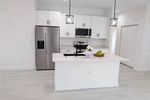 7097 Bougainvillea St, Englewood, FL 34224 - Photo 4