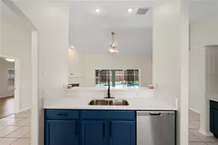 3586 Yellow Bird Ct, Saint Cloud, FL 34772 - Photo 10