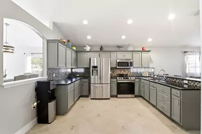 2501 Balmoral Dr, Kissimmee, FL 34744 - Photo 20