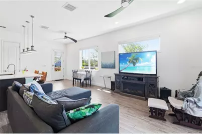 2373 Datura Loop, Saint Cloud, FL 34772 - Photo 6