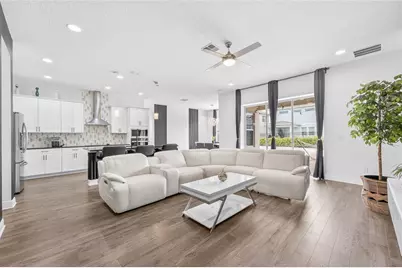 19076 Planetree Street, Orlando, FL 32827 - Photo 2