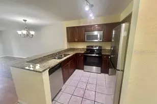 13917 Fairway Island Dr, Orlando, FL 32837 - Photo 6