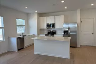 5151 Loyalty Dr, Saint Cloud, FL 34772 - Photo 4