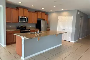 4982 London Creek Pl, Kissimmee, FL 34758 - Photo 6