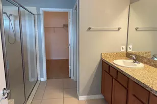 4982 London Creek Pl, Kissimmee, FL 34758 - Photo 10