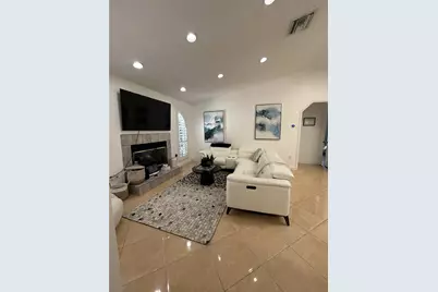 1110 Craig Court, Saint Cloud, FL 34772 - Photo 4