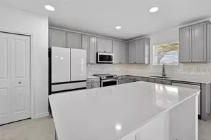 124 Pineywoods St, Saint Cloud, FL 34771 - Photo 10