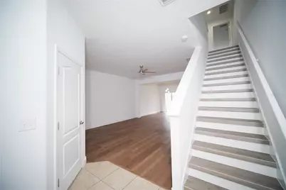 3061 Rodrick Circle, Orlando, FL 32824 - Photo 2