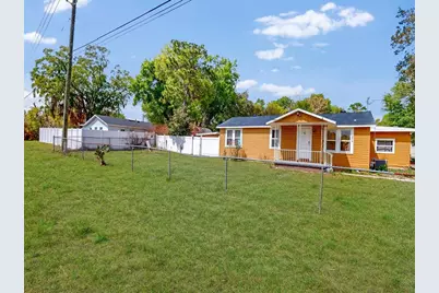 2017 Miller Boulevard, Fruitland Park, FL 34731 - Photo 2