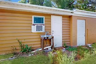 2017 Miller Blvd, Fruitland Park, FL 34731 - Photo 28