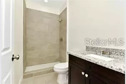 285 N Kentucky Avenue, Umatilla, FL 32784 - Photo 12