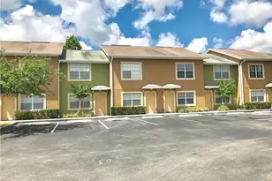 354 Cervantes Dr, Kissimmee, FL 34743 - Photo 2