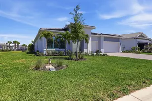 5011 Stoney Pt Gln, Lakewood Ranch, FL 34211 - Photo 4