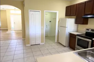 1008 Hacienda Cir, Kissimmee, FL 34741 - Photo 6