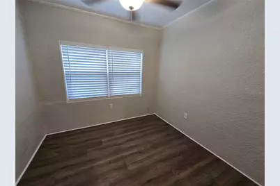 717 Illinois Avenue, Saint Cloud, FL 34769 - Photo 8