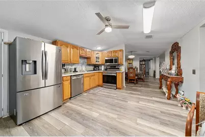 2605 Island Oaks E, Lakeland, FL 33805 - Photo 14