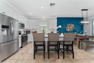 2546 Eagle Bay Blvd, Kissimmee, FL 34743 - Photo 20