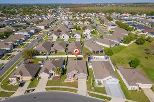 2546 Eagle Bay Blvd, Kissimmee, FL 34743 - Photo 8