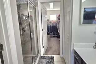 2438 N Seven Oaks Dr, Saint Cloud, FL 34772 - Photo 8