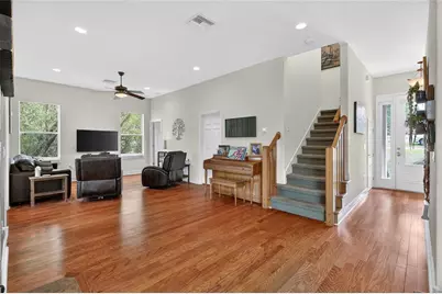 929 Carlton Avenue, Lake Wales, FL 33853 - Photo 10