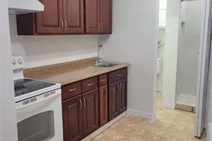 531 Lakeview Ct, Kissimmee, FL 34759 - Photo 12