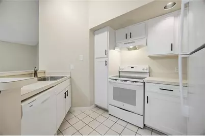 4532 Commander Drive #2132, Orlando, FL 32822 - Photo 6