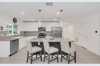 1877 River Crest Avenue, Saint Cloud, FL 34771 - Photo 10