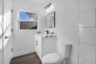 527 Sunrise Dr, Orlando, FL 32803 - Photo 14